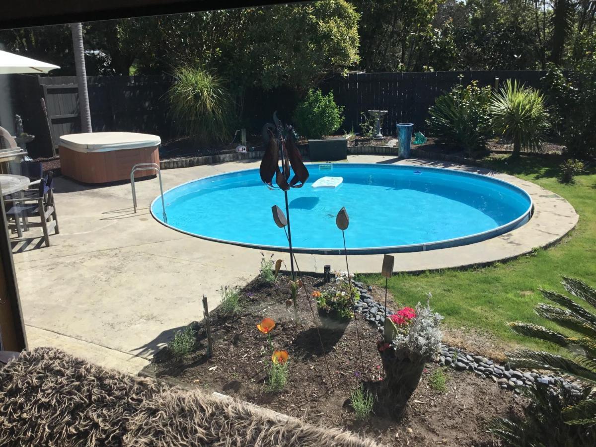 Norfolk Gardens Bed And Breakfast Te Kopuru Экстерьер фото