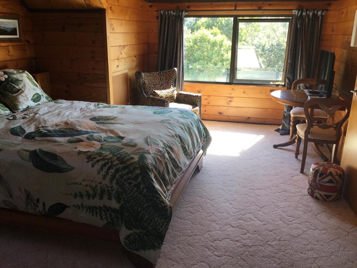 Norfolk Gardens Bed And Breakfast Te Kopuru Экстерьер фото